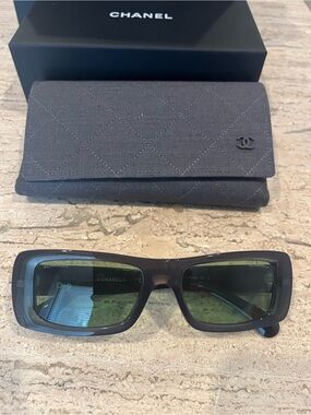 CHANEL Dark Gray Frame Sunglasses with Green Lenses